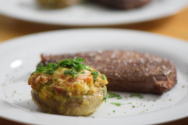 Gefüllte Champignons mit Steak (4)