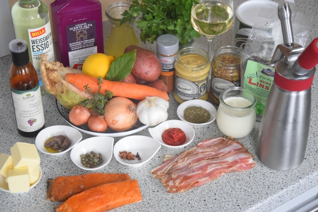 Bremerhavener Stremellachs, Linsensalat, Senf-Espuma (1)