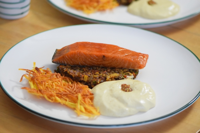 Bremerhavener Stremellachs, Linsensalat, Senf-Espuma (7)