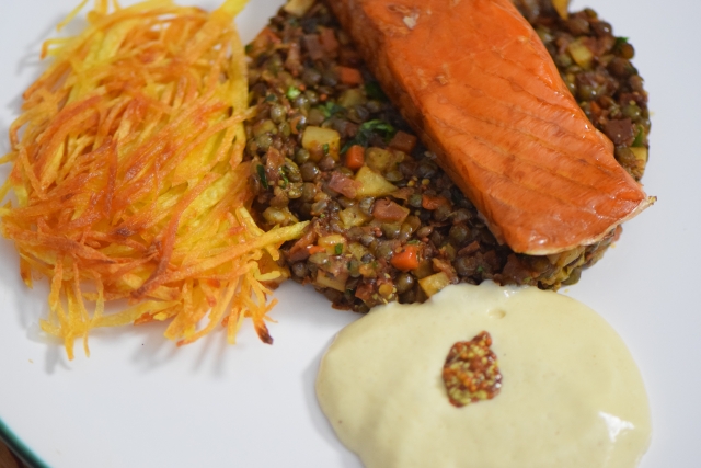 Bremerhavener Stremellachs, Linsensalat, Senf-Espuma (8)