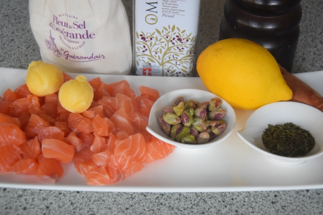 Lachssalat mit Pistazien (1).jpg