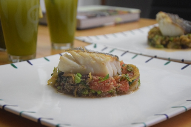 Skrei auf Quinoa-Grapefruit-Puffer (6)