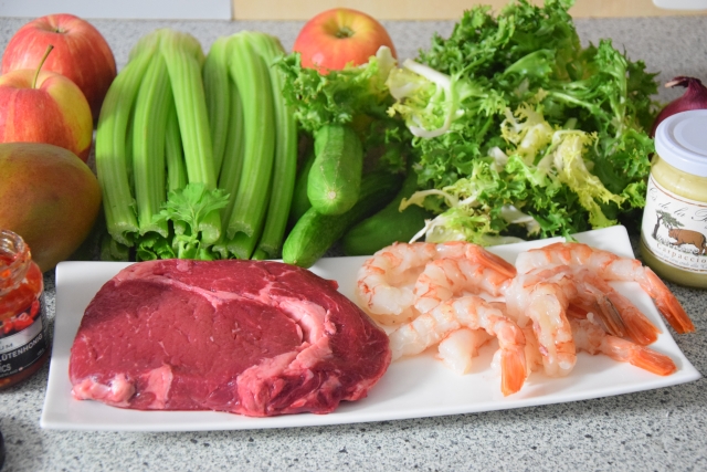 Entrecote, Garnelen und Mango (1).jpg