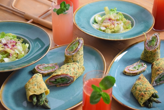 Schinken-Spargel-Palatschinken (4)