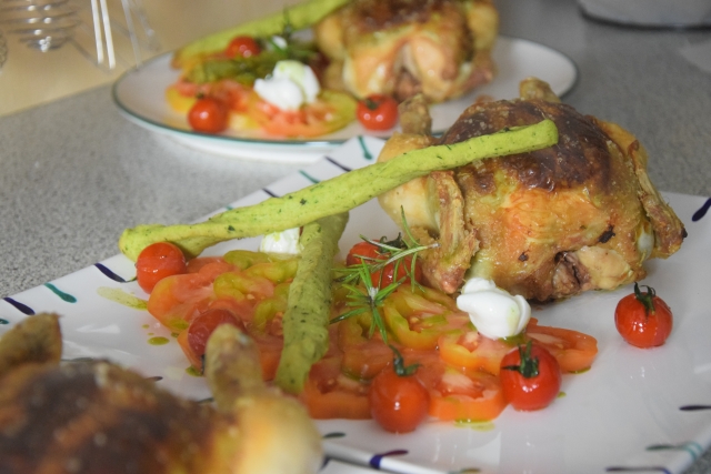 Schwammerlsuppe mit Hadnsterz dann Basilikum-Stubenkuken (5)