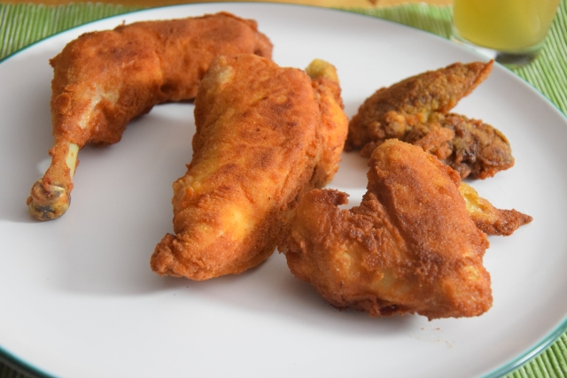 Wiener Backhendl mit Erdäpfl-Vogerlsalat (2)