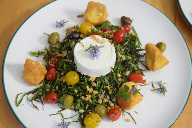 Mangoldsalat mit Ziegencamembert-Ecken (4)