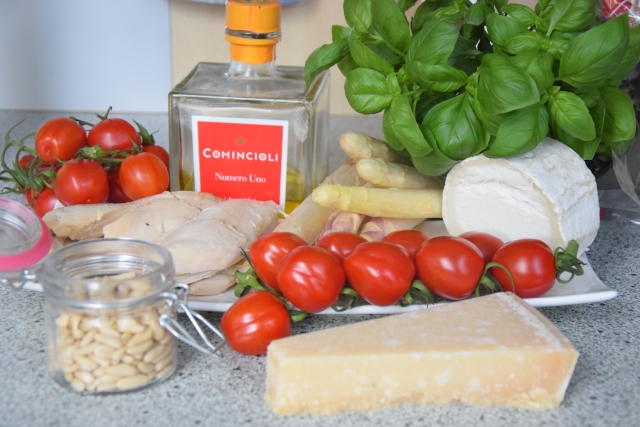 Huhn und Spargel gegrillt (1)