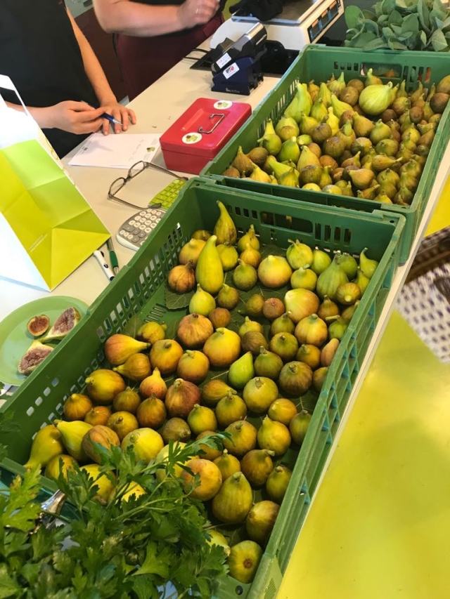 Himmlischer Feigen-Ziegenkäse-Speck-Kuchen (7)