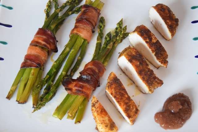 Knusper-Spargel mit Hühnerbrust und Feigenchutney (3)