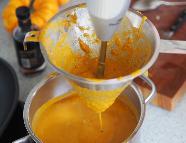 Süßsaure Kürbiscremesuppe (3)