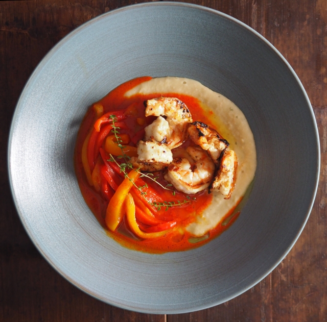 Alpengarnelen mit Bohnenpüree und Paprika (8)