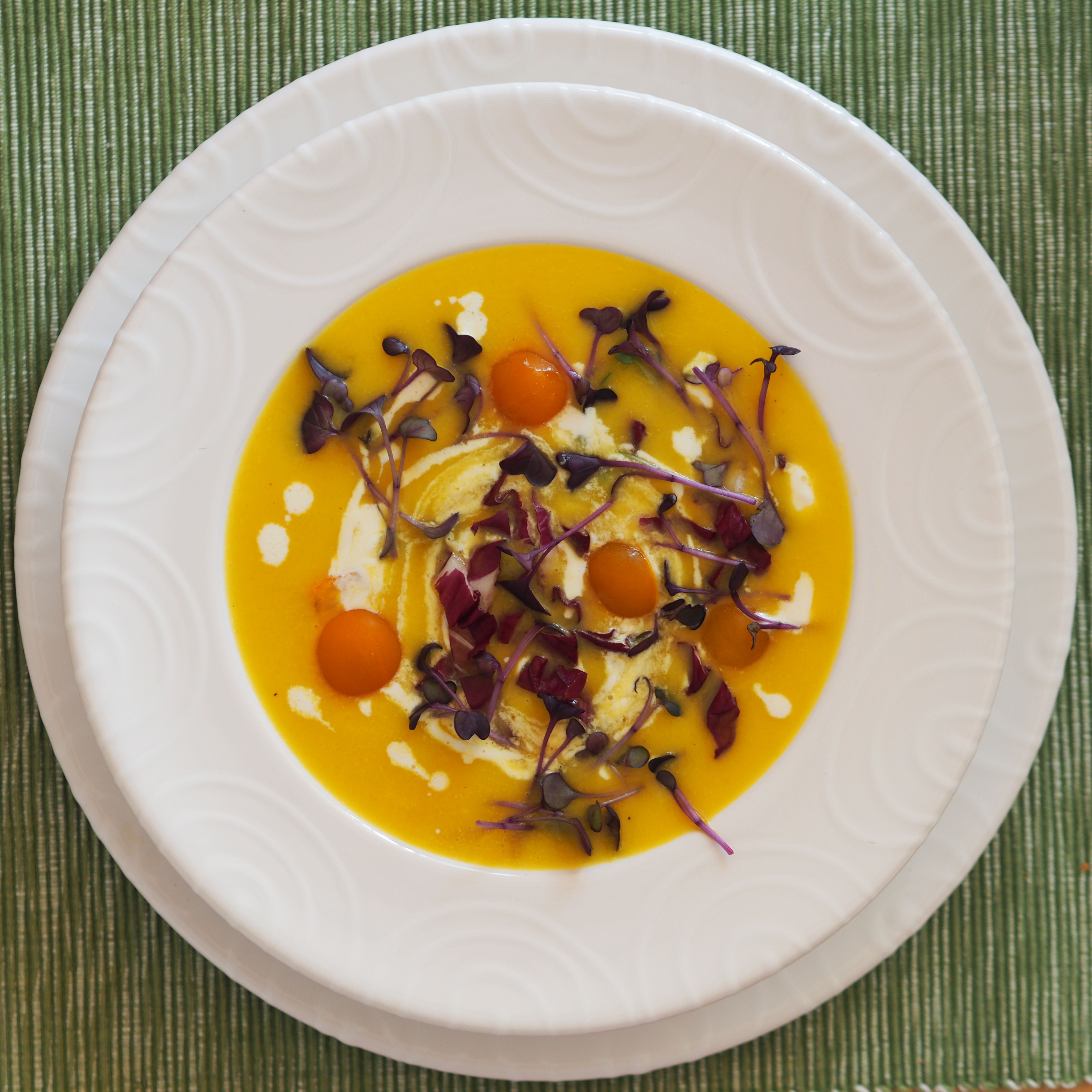 Garnelen im Glas / Ingwer-Paprikasuppe / Radlberger Bachsaibling mit ... Garnelen im Glas / Ingwer-Paprikasuppe / Radlberger Bachsaibling mit ...