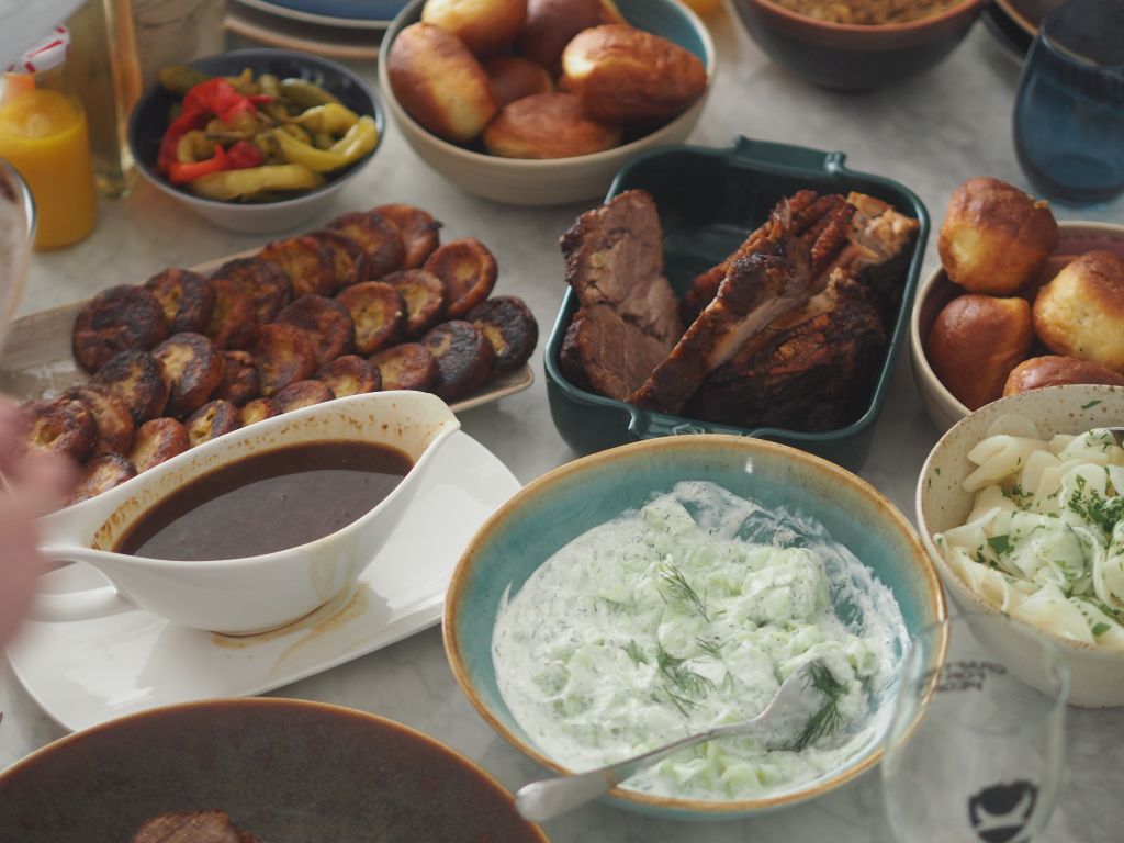 Schweinsbratenfest - Schweinebraten, Schopfbraten und viele Beilagen