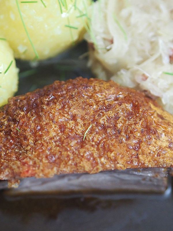 Schweinsbraten mit Kraut und&nbsp;Knödel