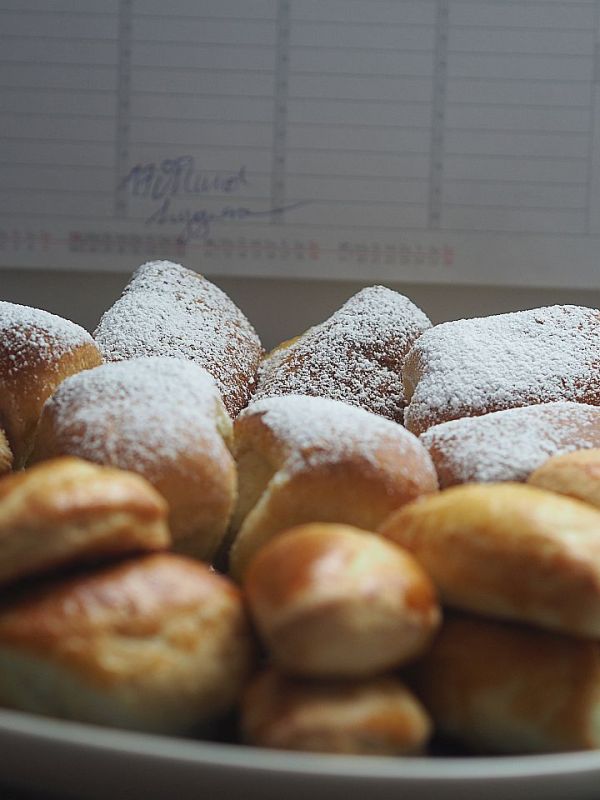 Safranrisotto, Erbsensuppe und&nbsp;Buchteln