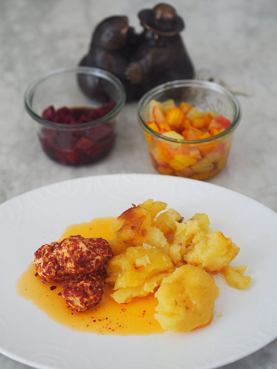 Rote, gelbe und weiße&nbsp;Rübchen